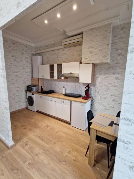 Appartement Au Coeur De La Ville Chalon-sur-Saône Exteriör bild